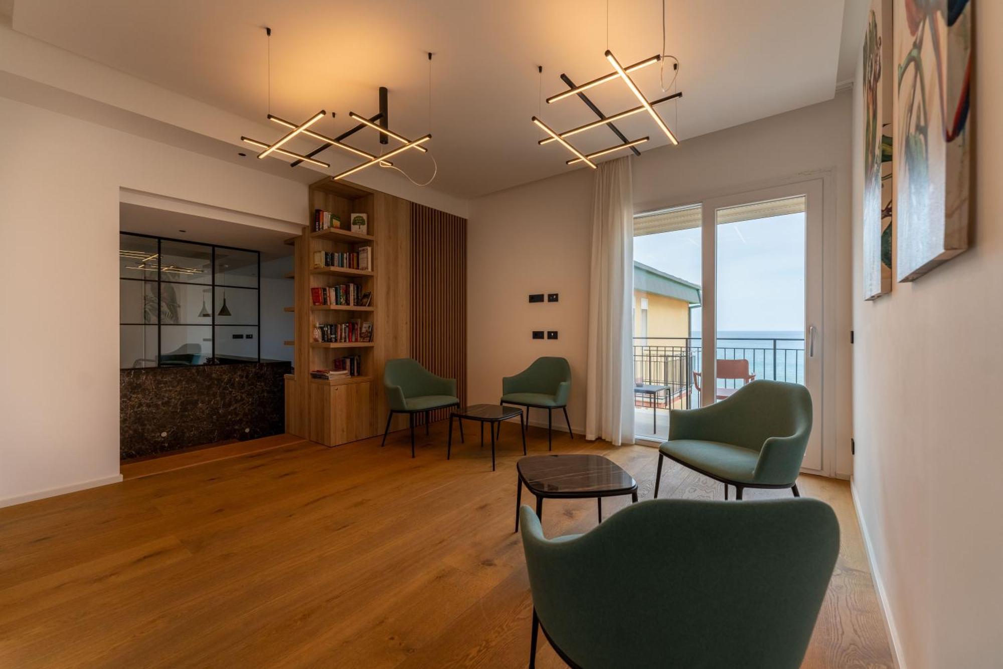B&B Le Suites Di Costanza Cefalu Bagian luar foto