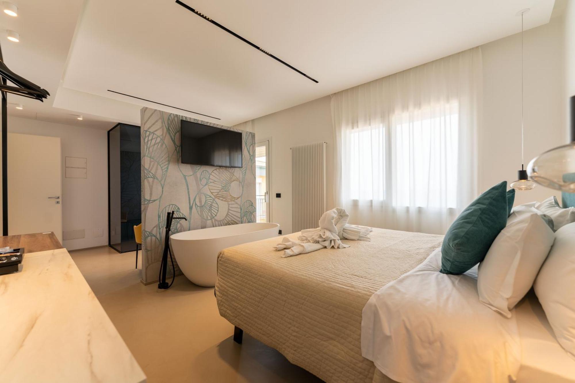 B&B Le Suites Di Costanza Cefalu Bagian luar foto